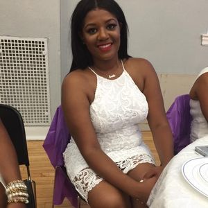 Meet your Posher, Avrille